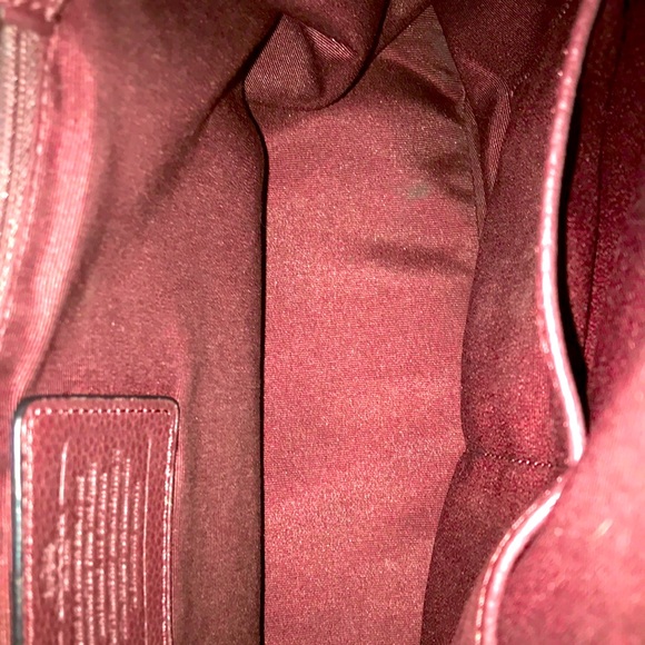 (EUC) Coach Cary Shoulder Bag/Wine Colored Leather - Picture 10 of 11